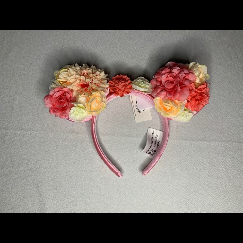 Flower And Garden Disney Parks Mickey Mouse Floral